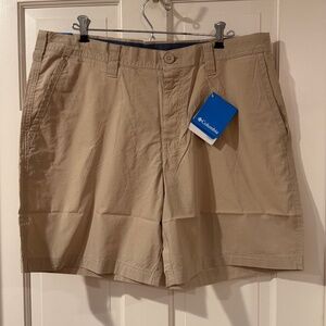 Columbia Short Mens 36" W/8"Inseam Washed Out Lightweight Cotton Khaki Chino New